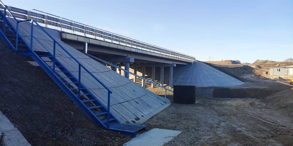 Фасадный лоток.jpg